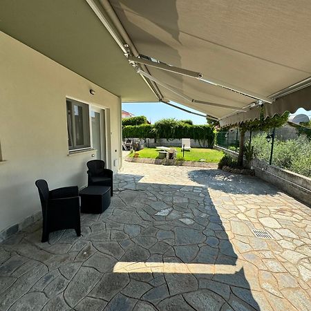 L'11 Affittacamere Borghetto Santo Spirito Zewnętrze zdjęcie